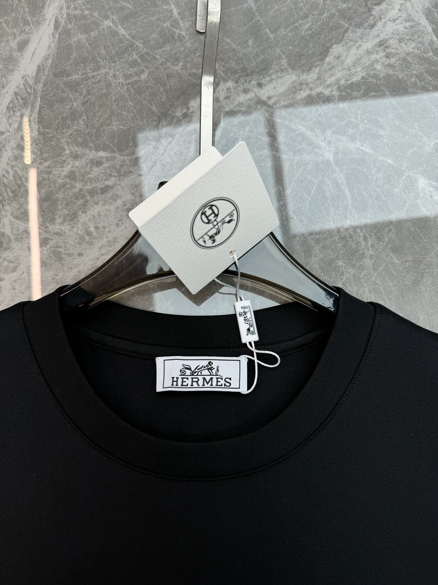 ⚜️Hermes New Arrival T. ， ， Breathable。 LOGO， ， ， 。 、 ， 、 ， 。Sizes：M-4XL ❗️（175/145 XL）